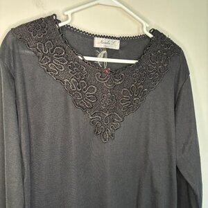 NATALIA S NEW V-Neck Top Womens XXL Embroidered Ribbed Stretch Long Sleeve